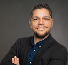 Antonio Headshot Website