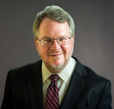 Dr Paul Headshot Website (1)